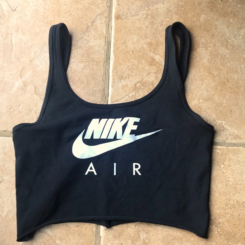 Authentic Nike (cut) cropped tank.